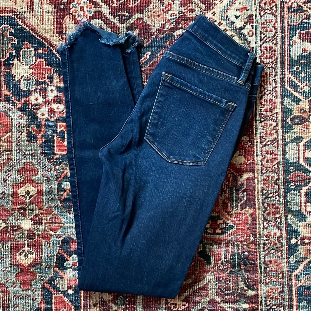 Frame Skinny Jeans - Picture 2 of 9